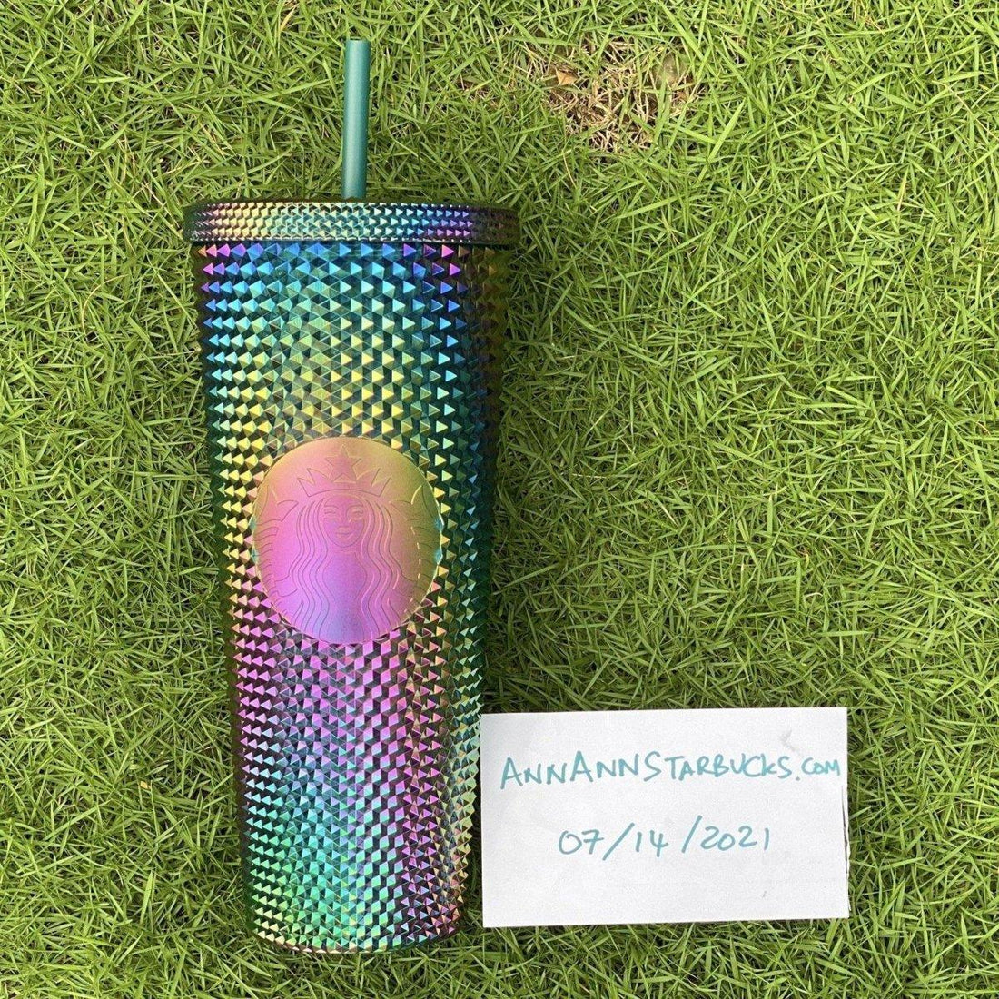 The Ultimate Oil Slick Studded Tumbler: Why You Need it Now! - Ann Ann Starbucks